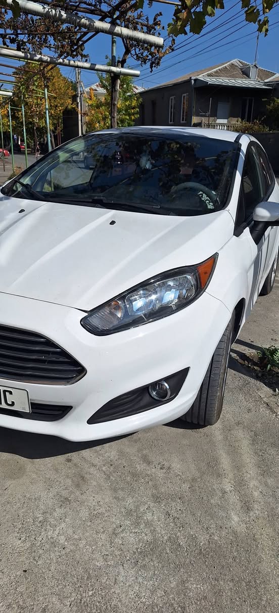 Satılık Ford Fiesta 2014. Motor ve şanzıman