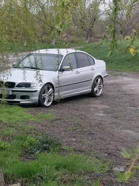 ავტომობილი 2004