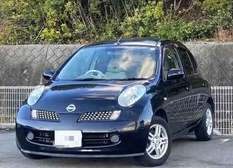 Nissan March, սև հեչբեք