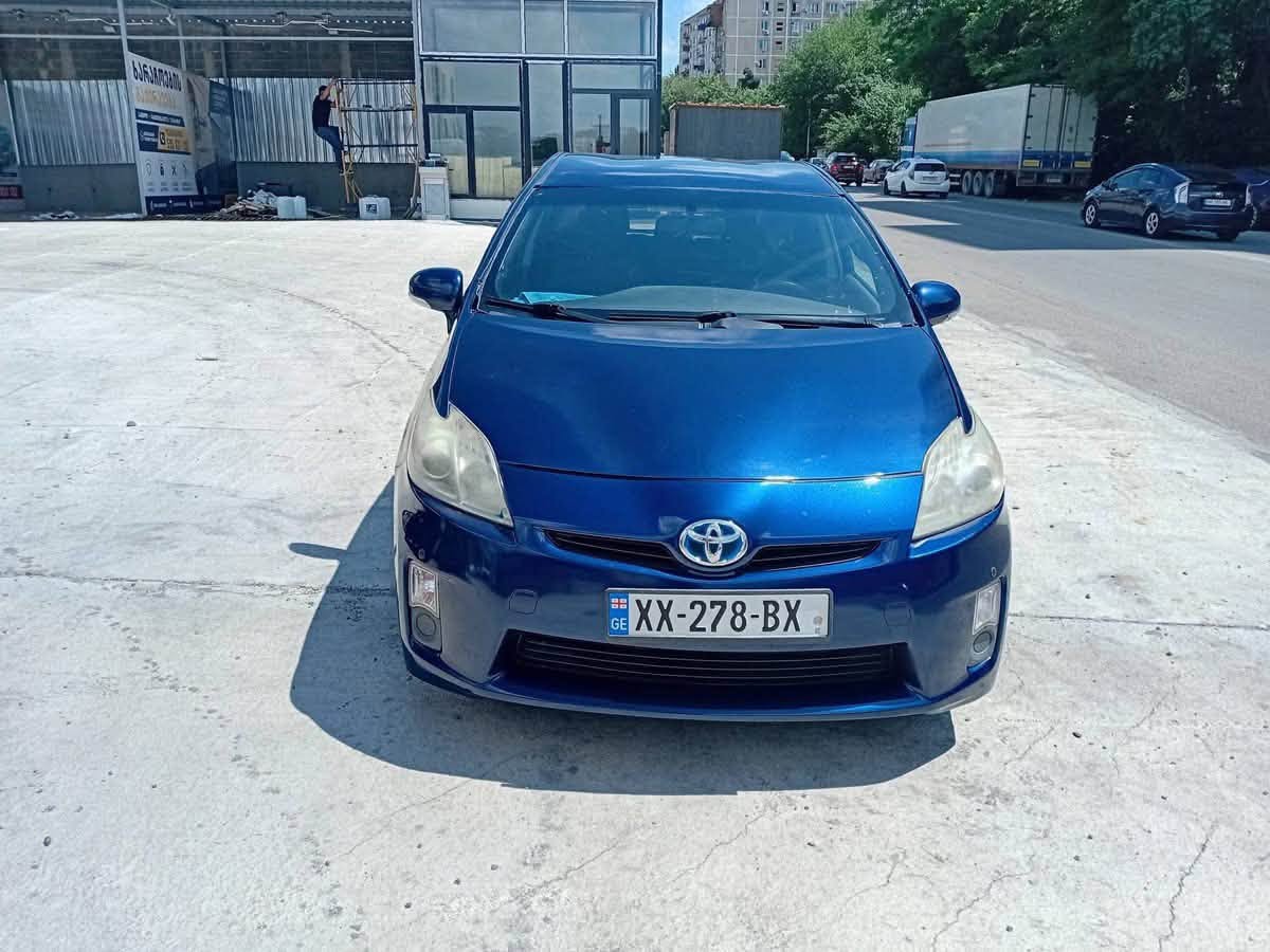 Günlük 50 lari-dən icarəyə verilir və sığortalıdır