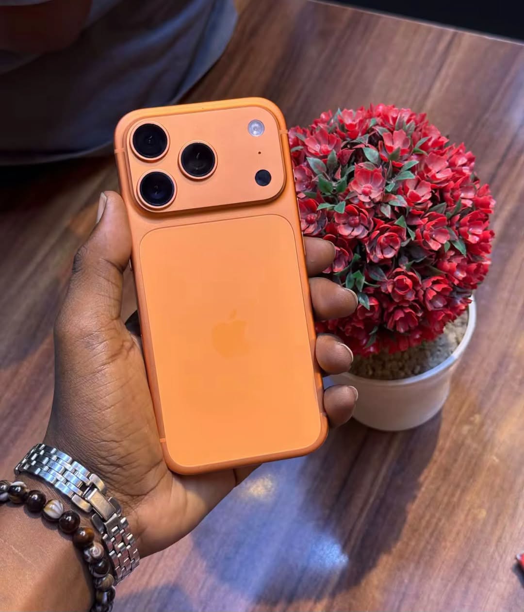 iPhone 17 Pro 100% BH 1TB-3350₾ is in the pawnshop