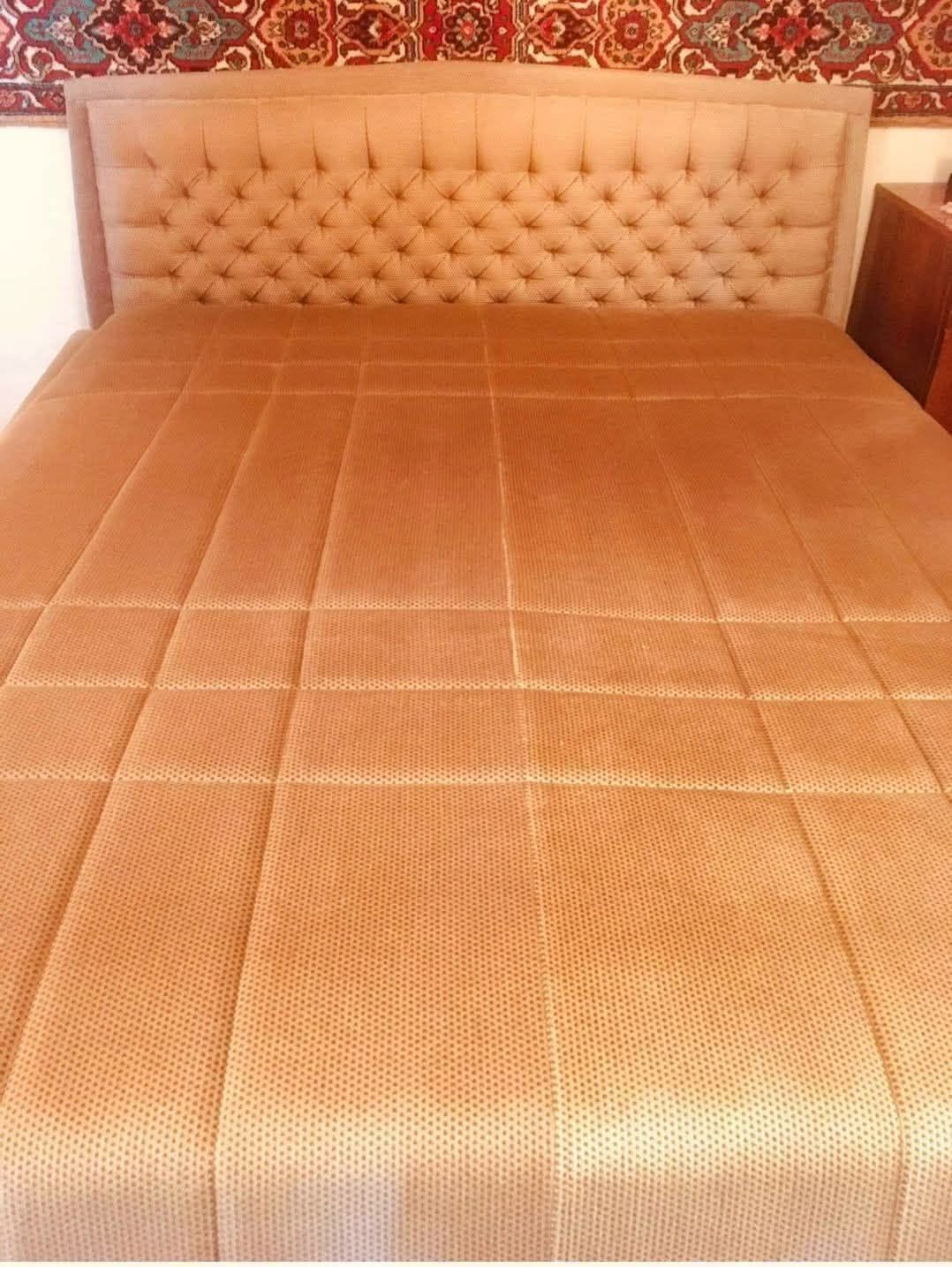 ‼️✅️ Satılır yaxşı vəziyyətdə xaricdən gətirilmiş divan-məhəccər.
