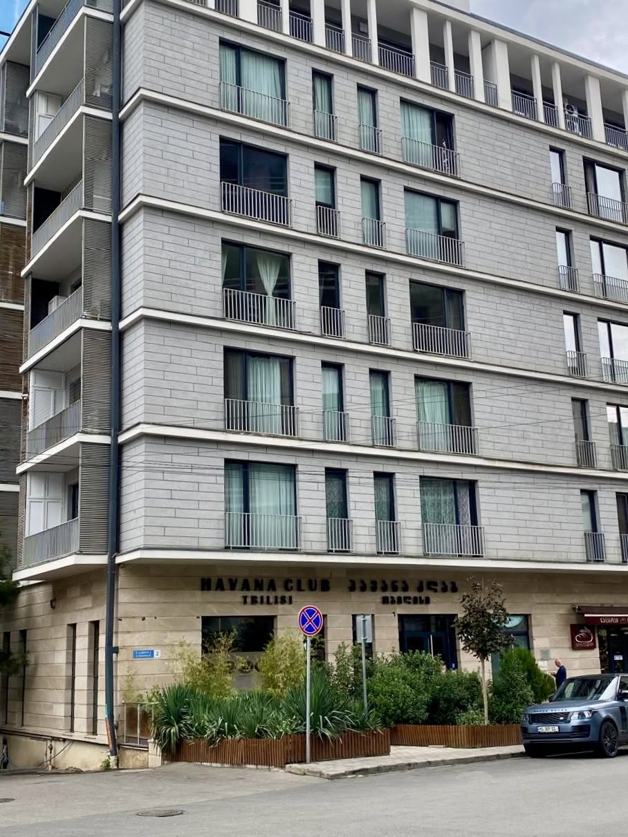 იყიდება 3-ოთახიანი ბინა, თბილისი — $395,000