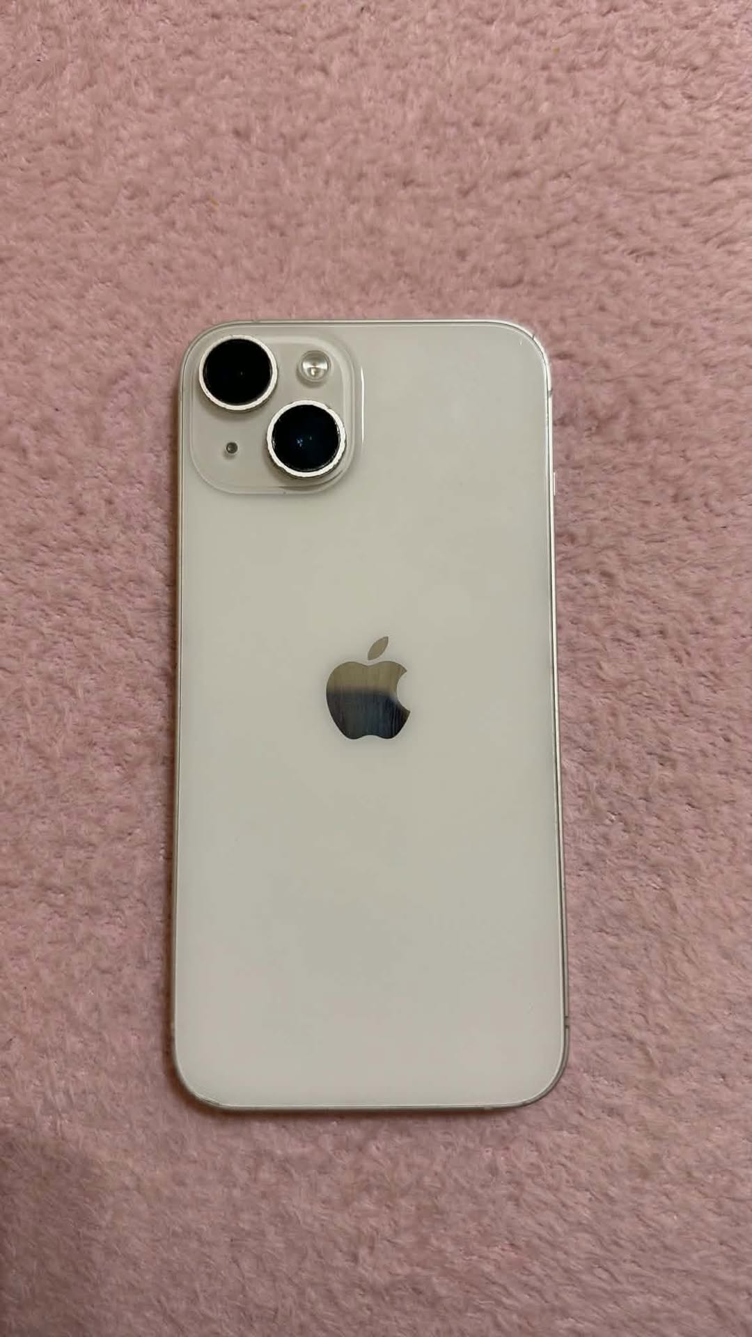 iPhone 14 in white