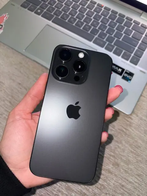 iPhone 15 Pro 128GB Siyah Titanyum