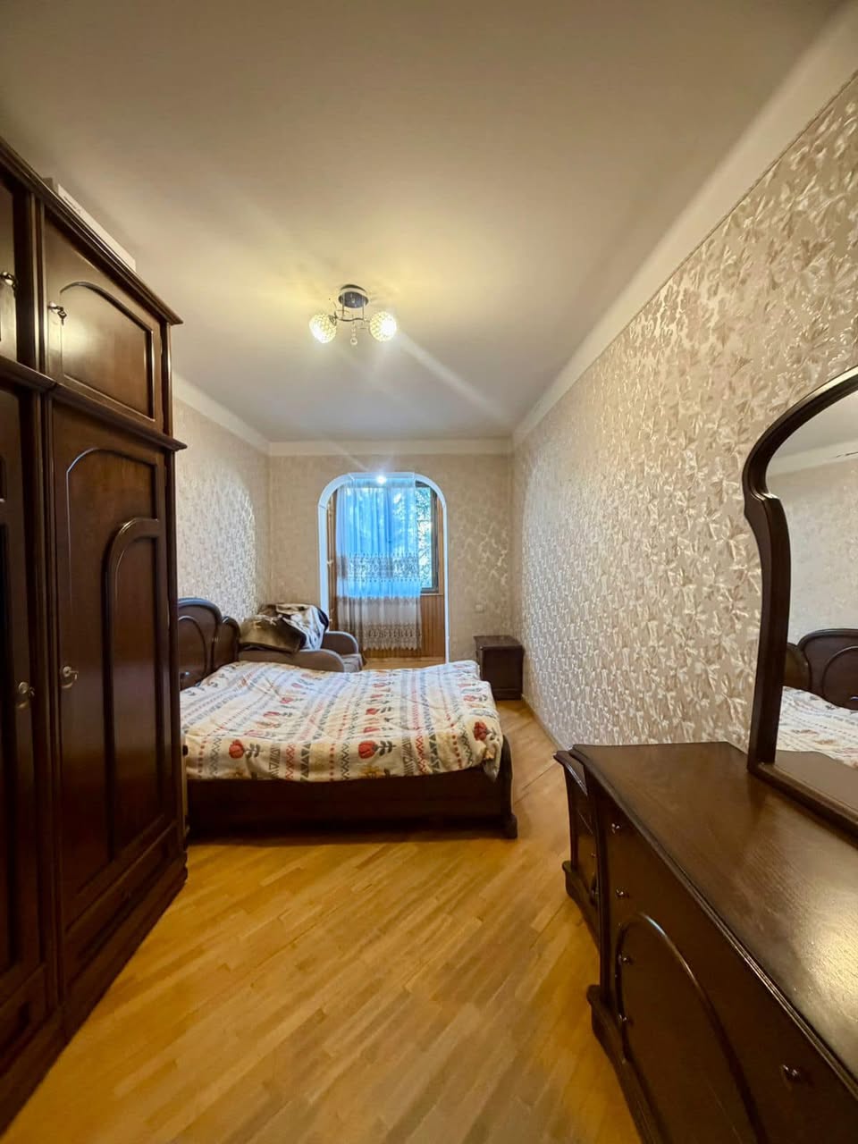 2 otaqlı mənzil satılır, Tbilisi — $98,000