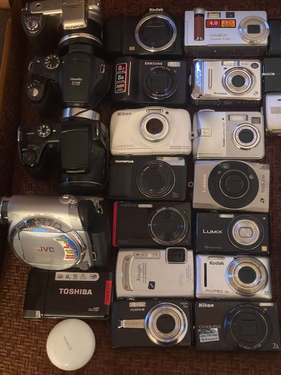 Rəqəmsal fotoaparatların kolleksiyası