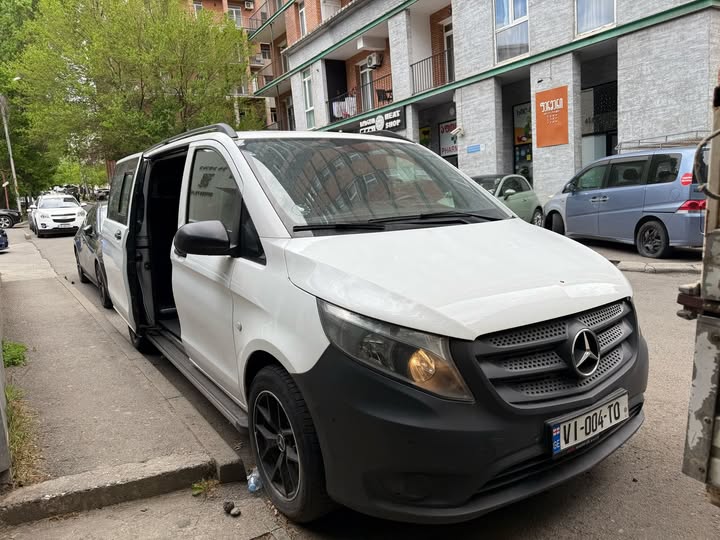 Mercedes Vito 2017 — 16,900$