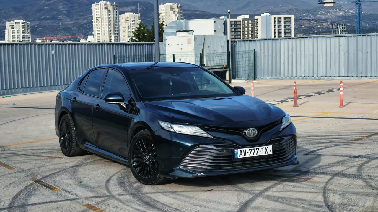 Satılık 📱 XLE paketi 2.5 motorlu 2025 modeli