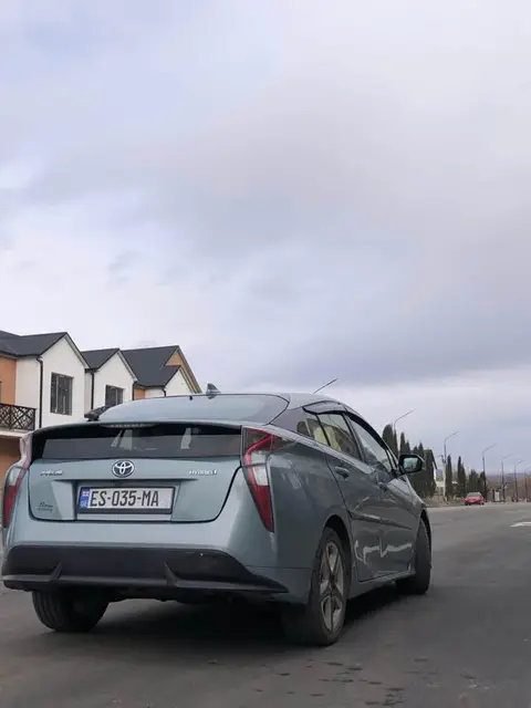 Toyota Prius 2016