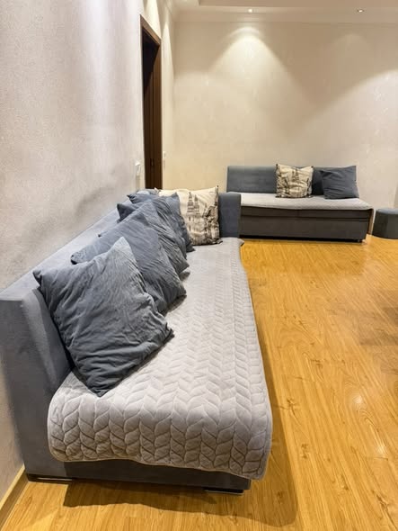 Köşe kanepe, yatağa dönüşür