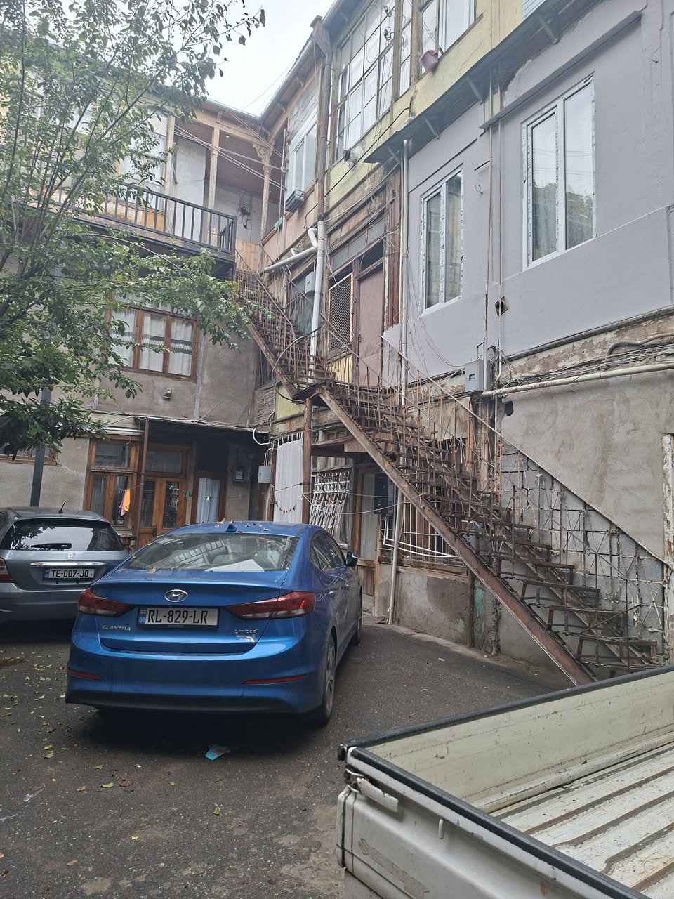 იყიდება ბინა, თბილისი — $70,000