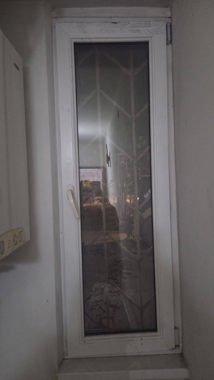 Used euro window