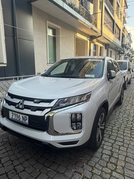 Mitsubishi Outlander Sport 2024