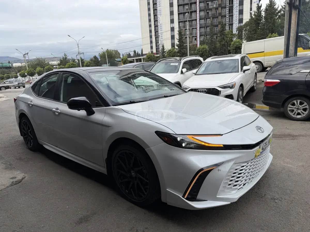 Toyota Camry 2026