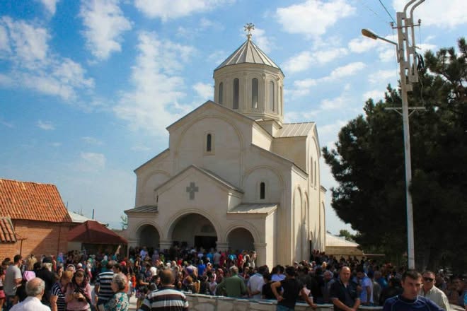 იყიდება რედმი 13 100ლარად მეჩქარება თუგინდათ