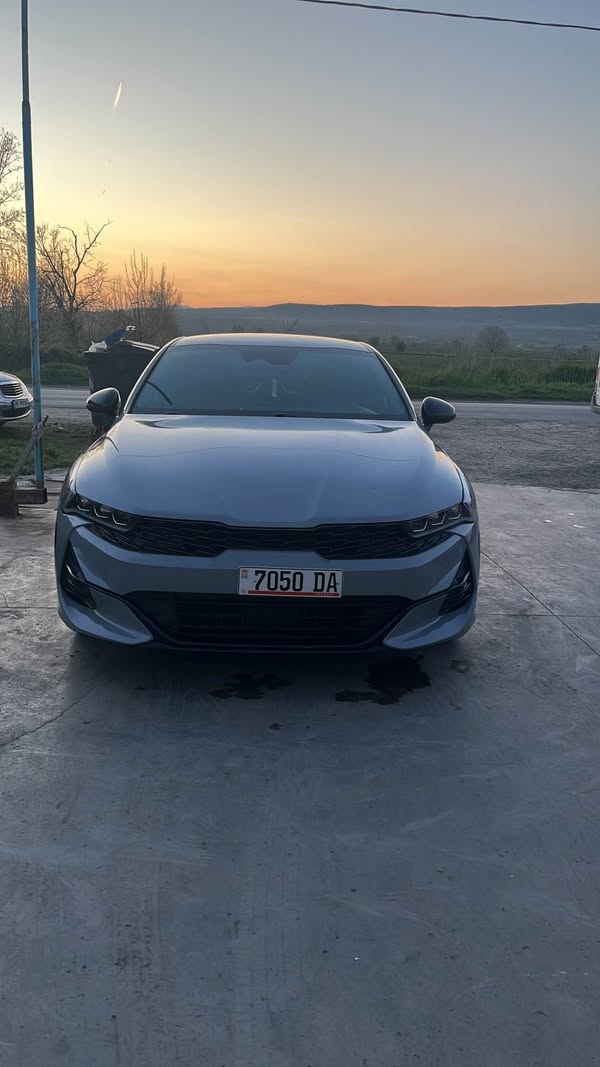Kia K5 2023