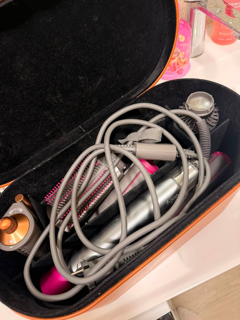 Dyson original $250 Negotiable