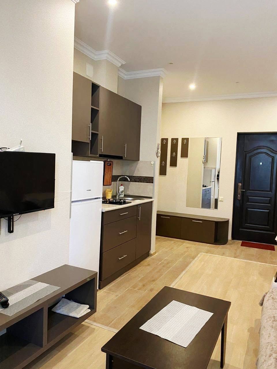 For rent in Batumi, Metro City, Sheriff Himshiashvili 65, 1+1, $380.