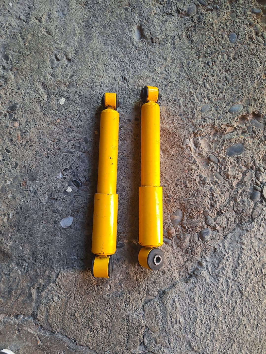 Astra J spor amortisörleri Gorşiyay Var