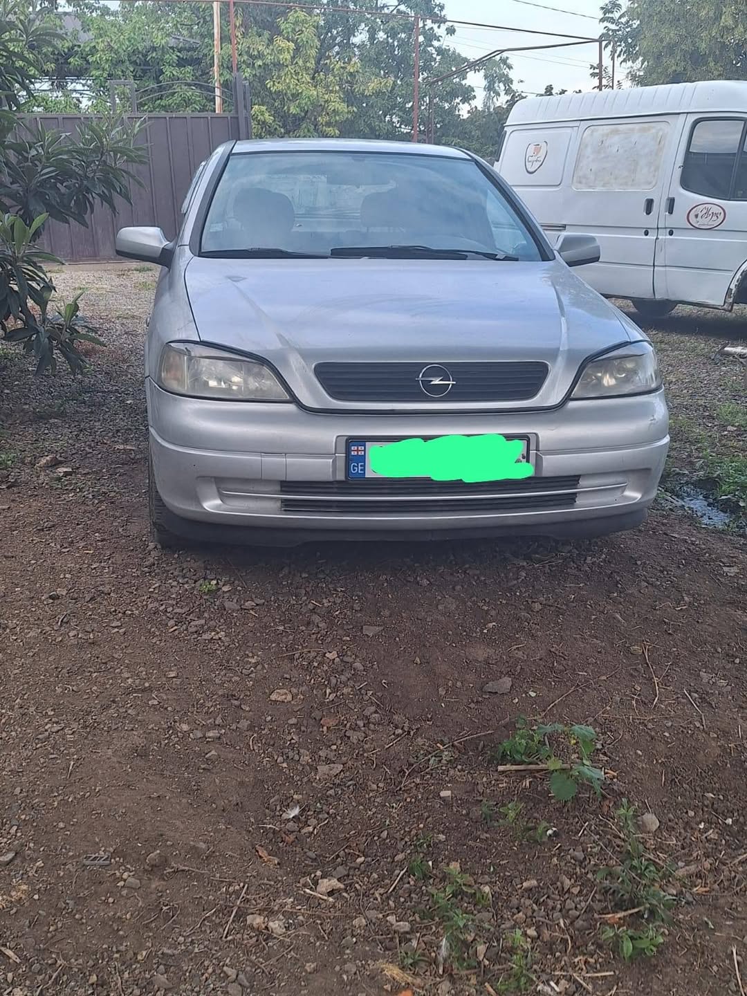 Avtomobil 2000 — 2.550 dolar