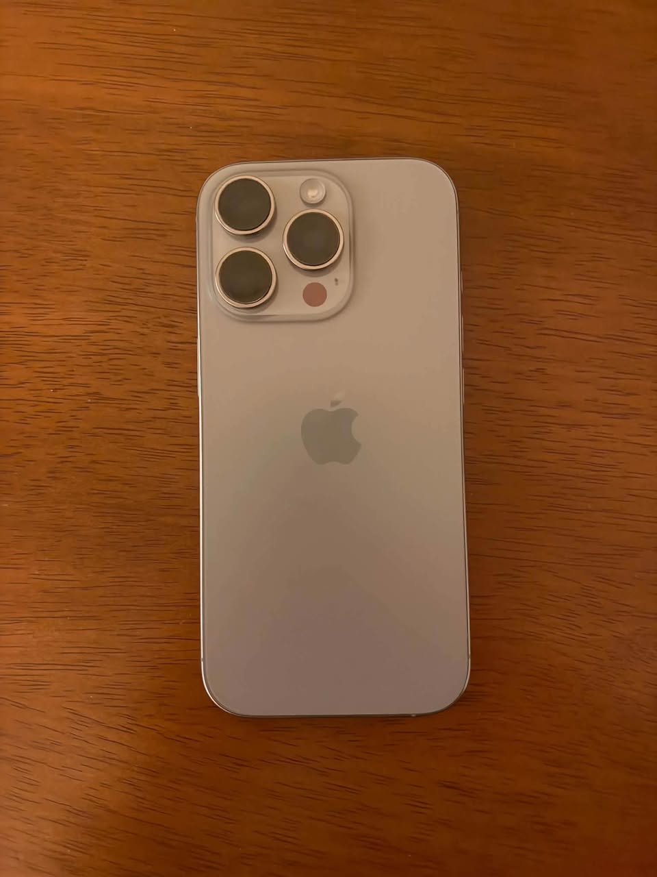 Վաճառվում է iPhone 16 Pro 256 GB 1900