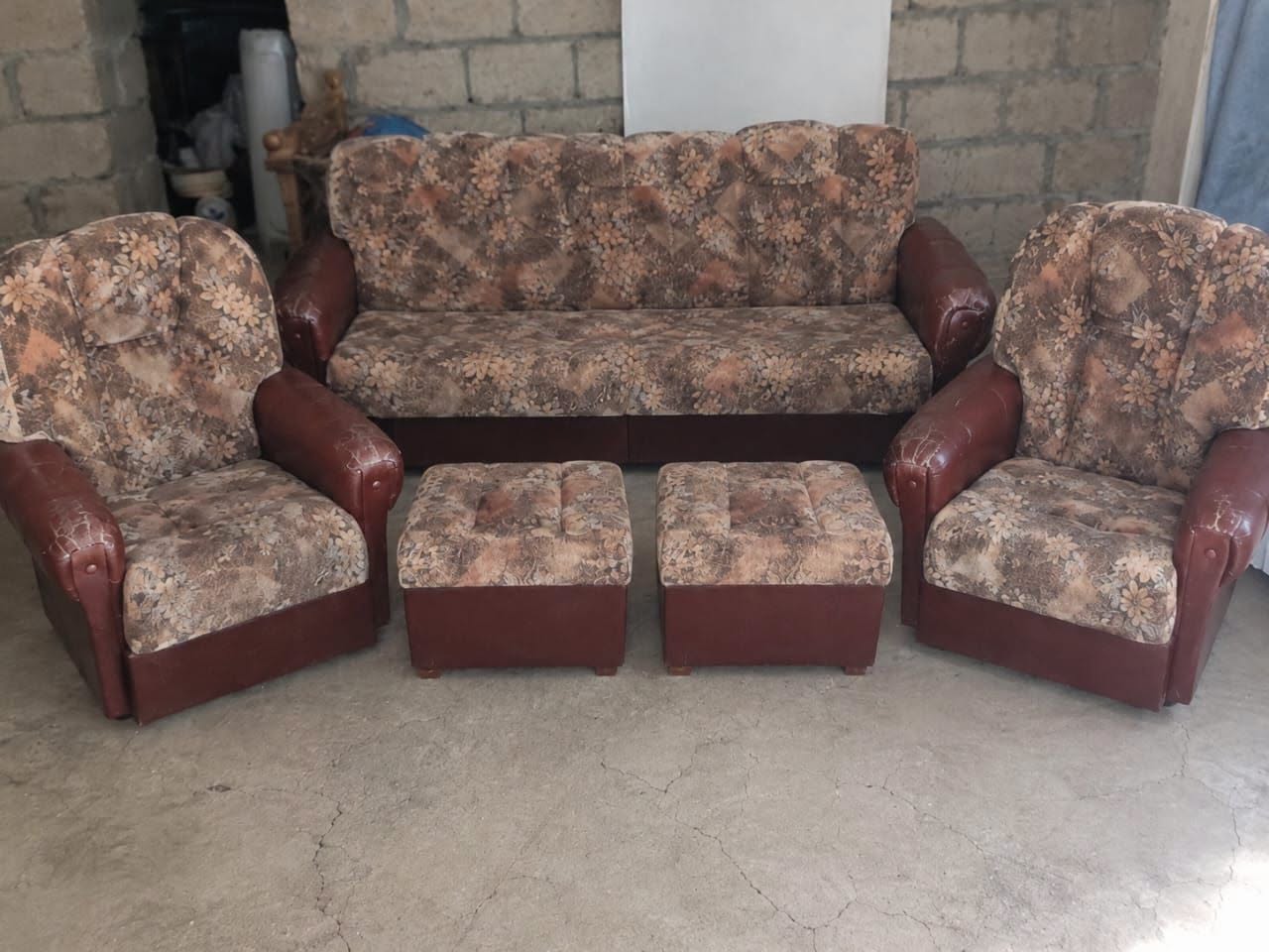 Furniture — 100₼