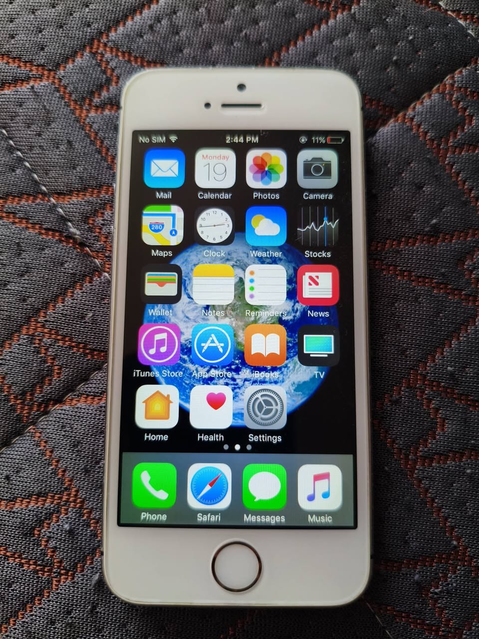 iPhone 5s, fingerprint sensor broken