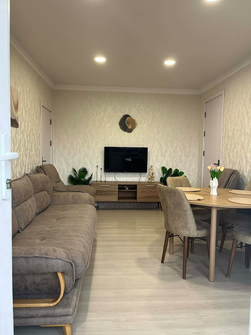 🏠 Mənzil satılır 📍9 aprel küçəsi — 65,000$
