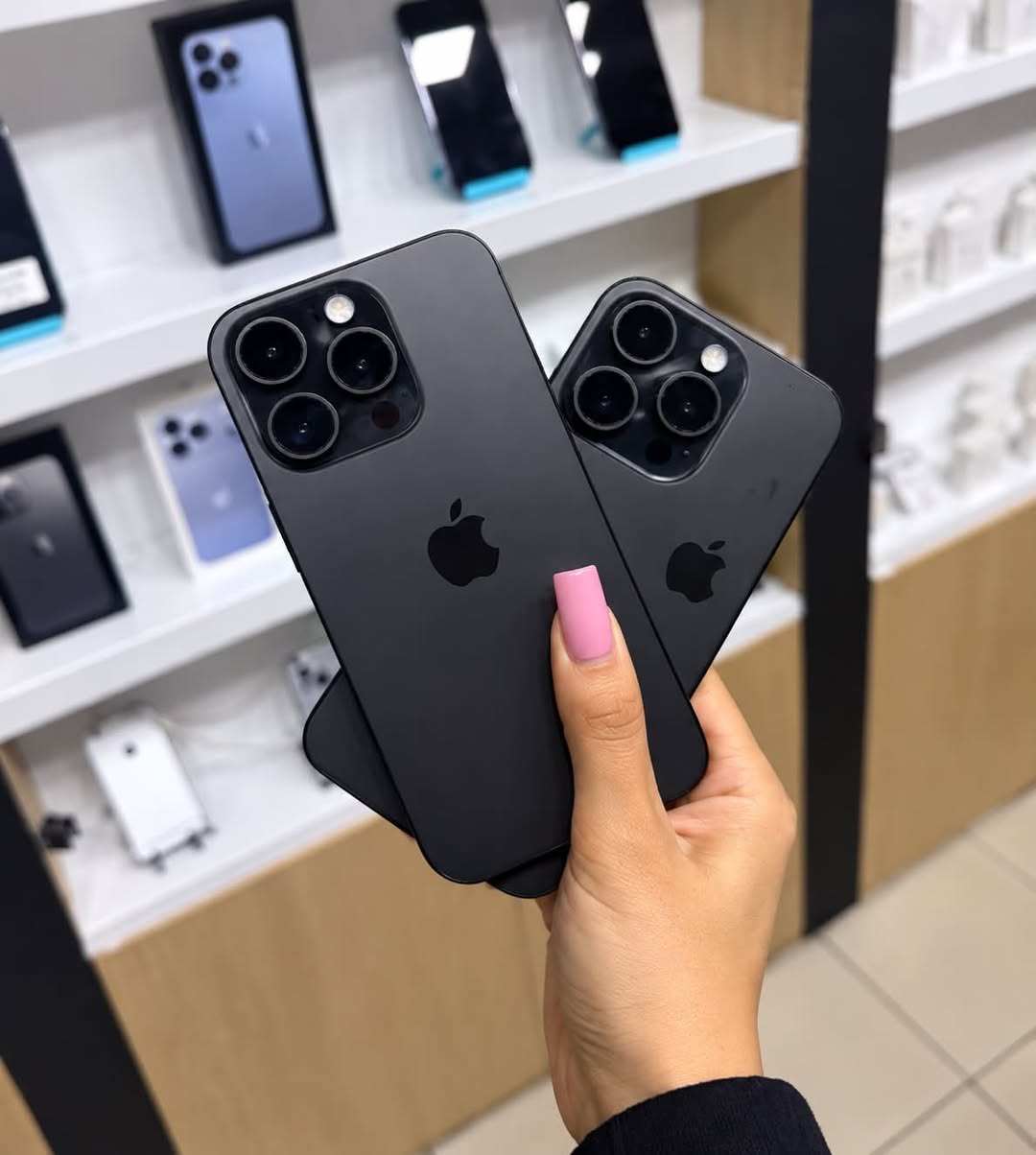 iPhone 15 Pro, battery 81%+