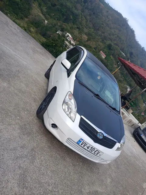 Տոյոտա Սպեյս — 1,800$