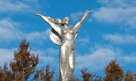 Salam, istifadə olunmuş amma yaxşı vəziyyətdə olan noutbuklar