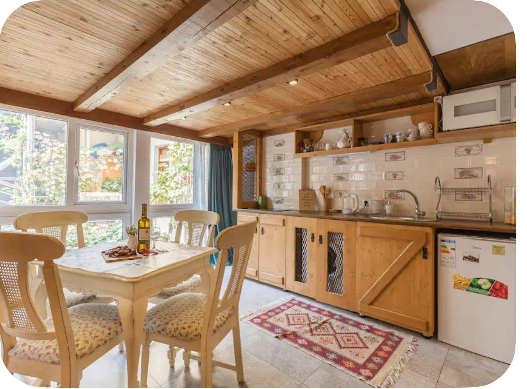 1-комнатная квартира в аренду, Тбилиси — $1,000