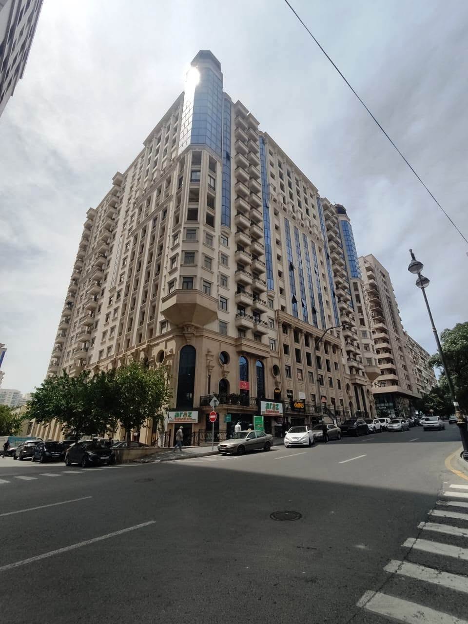 Commercial property, Baku — 700,000 ₼