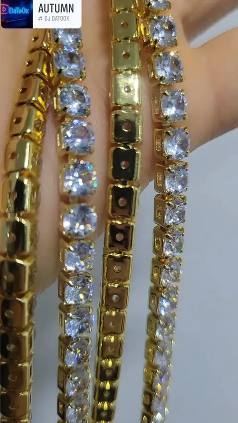 Swarovski taşları ile süslü en güzel kolye, 2 adet