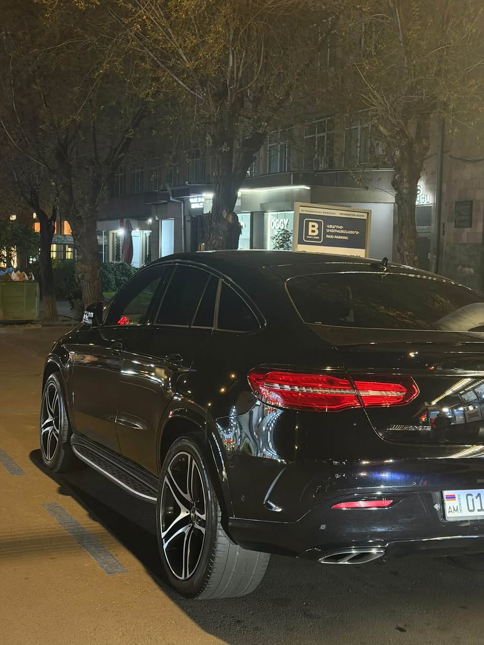 A 2016 GLE Coupe, priced at $40,000.