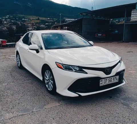 17700$ Toyota Camry 2017-ci il. 135000km orijinal