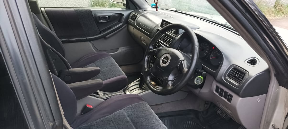 Subaru Forester 2000 — 2,300$