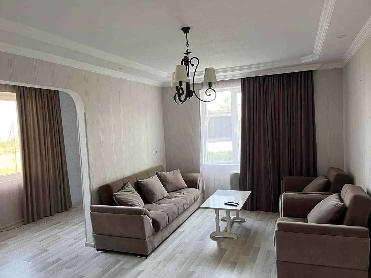 ქირავდება ბინა, თელავი — 800 ₾