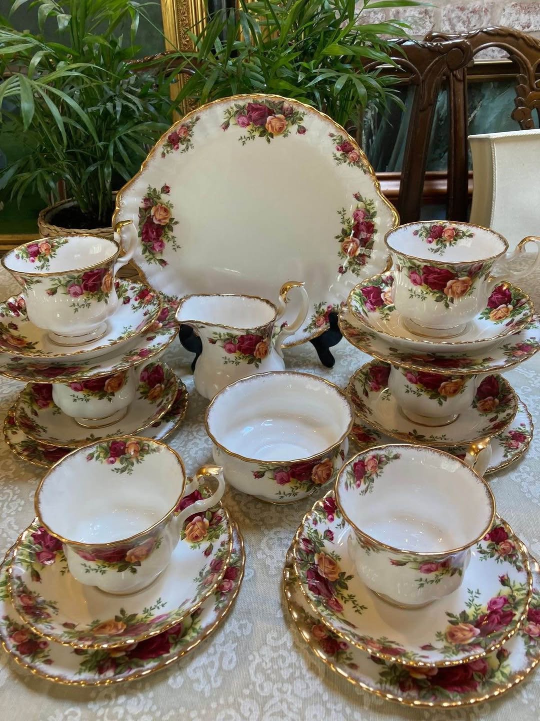 Royal Albert tea service, rose pattern