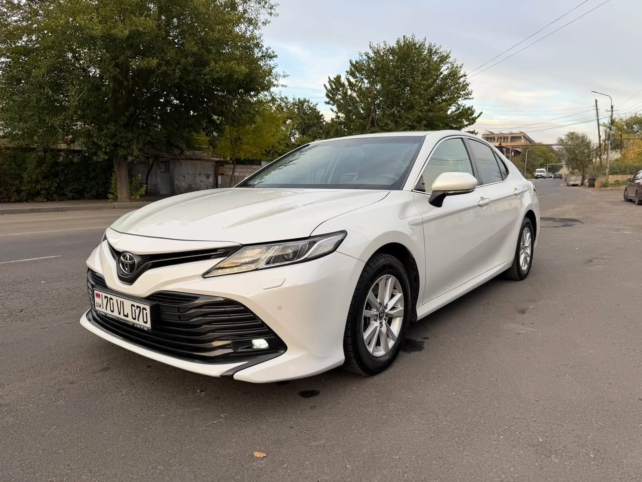 Toyota Camry 2020 — 21,200$