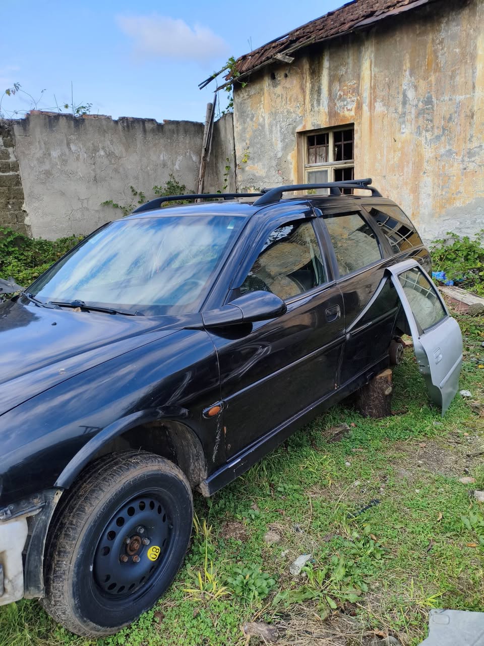 Volkswagen Passat 2.2 Dizel su borusunda erir