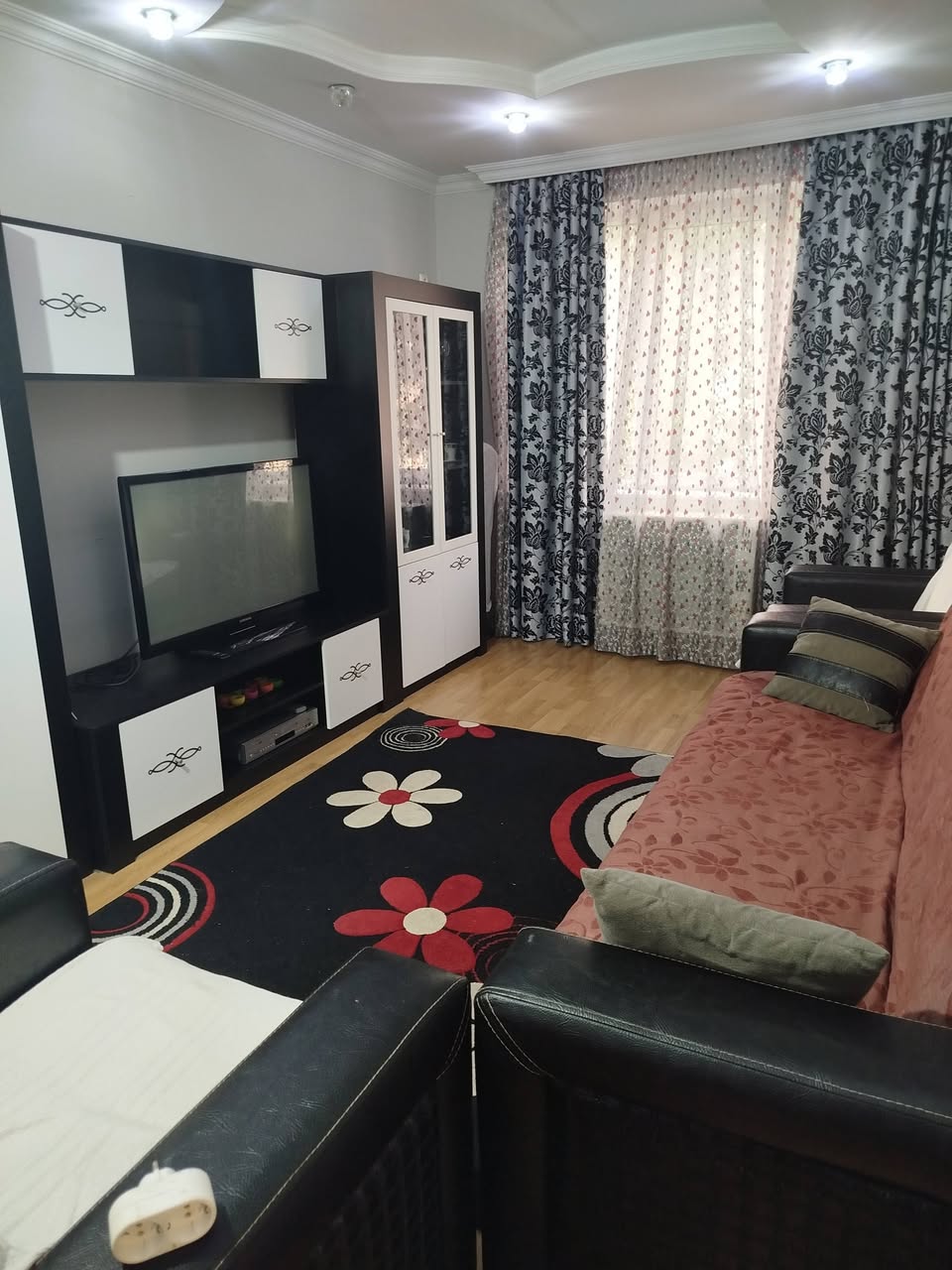 For sale is a 3-room apartment in Kutaisi — 80,000$