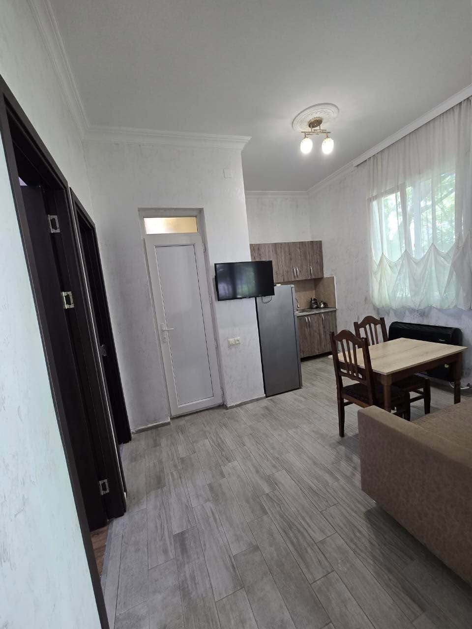 ქირავდება ბინა, ბათუმი — $350