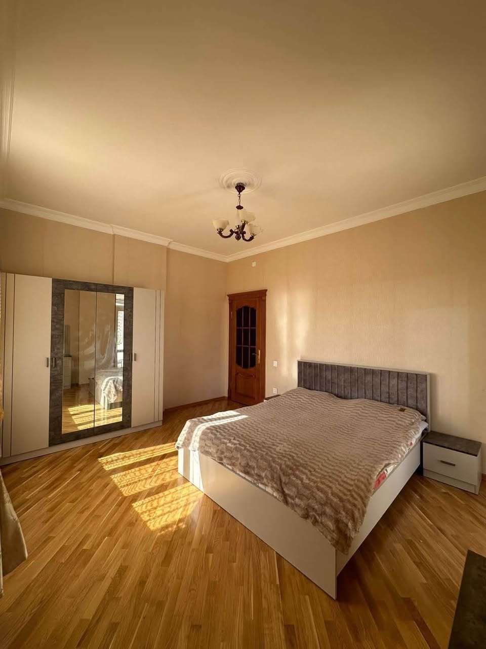 A 2-room apartment in a new building is for rent — 900₼