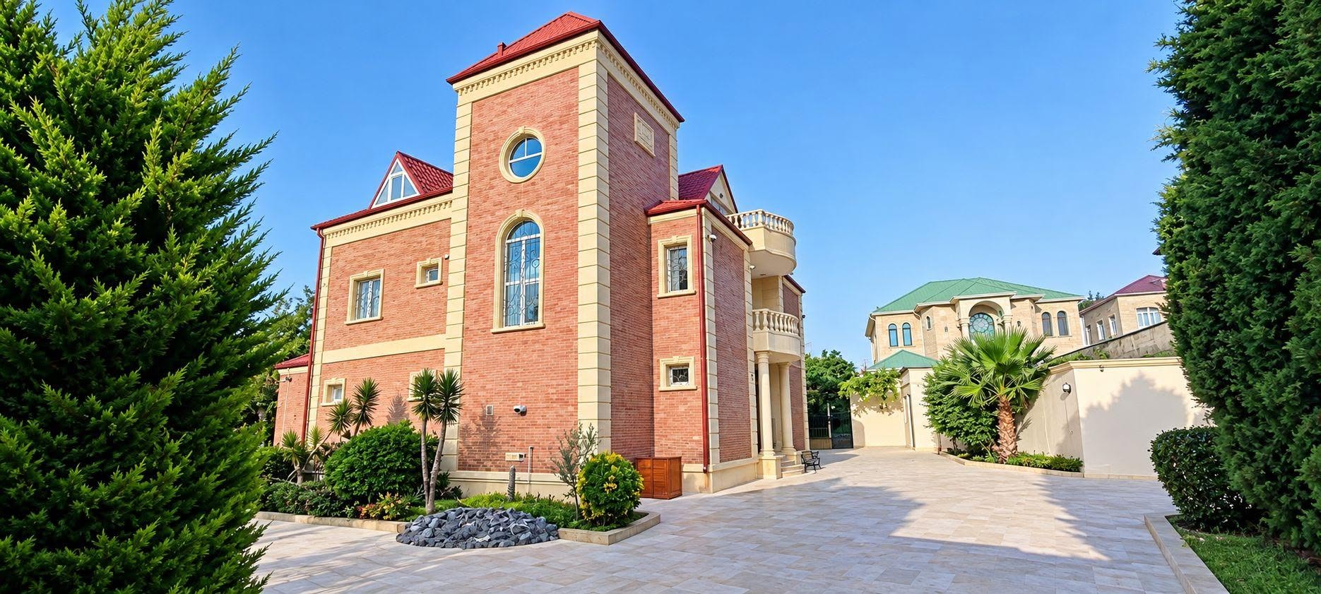 Hayat Evi, Bakü