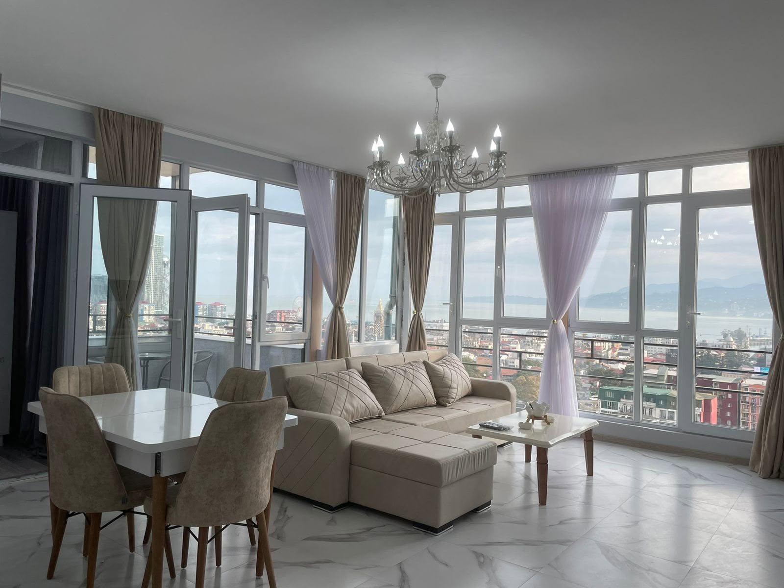 2-room apartment for rent, Batumi — $800