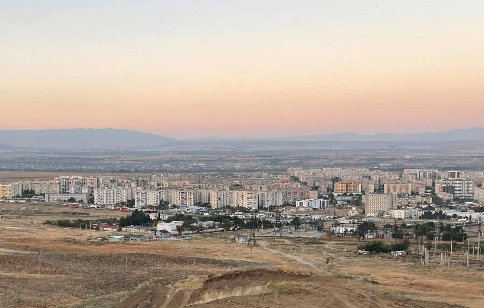 Satılır və ya avtomobilə dəyişilir, sizdən əlavə...Rustavi. 613 — 35$