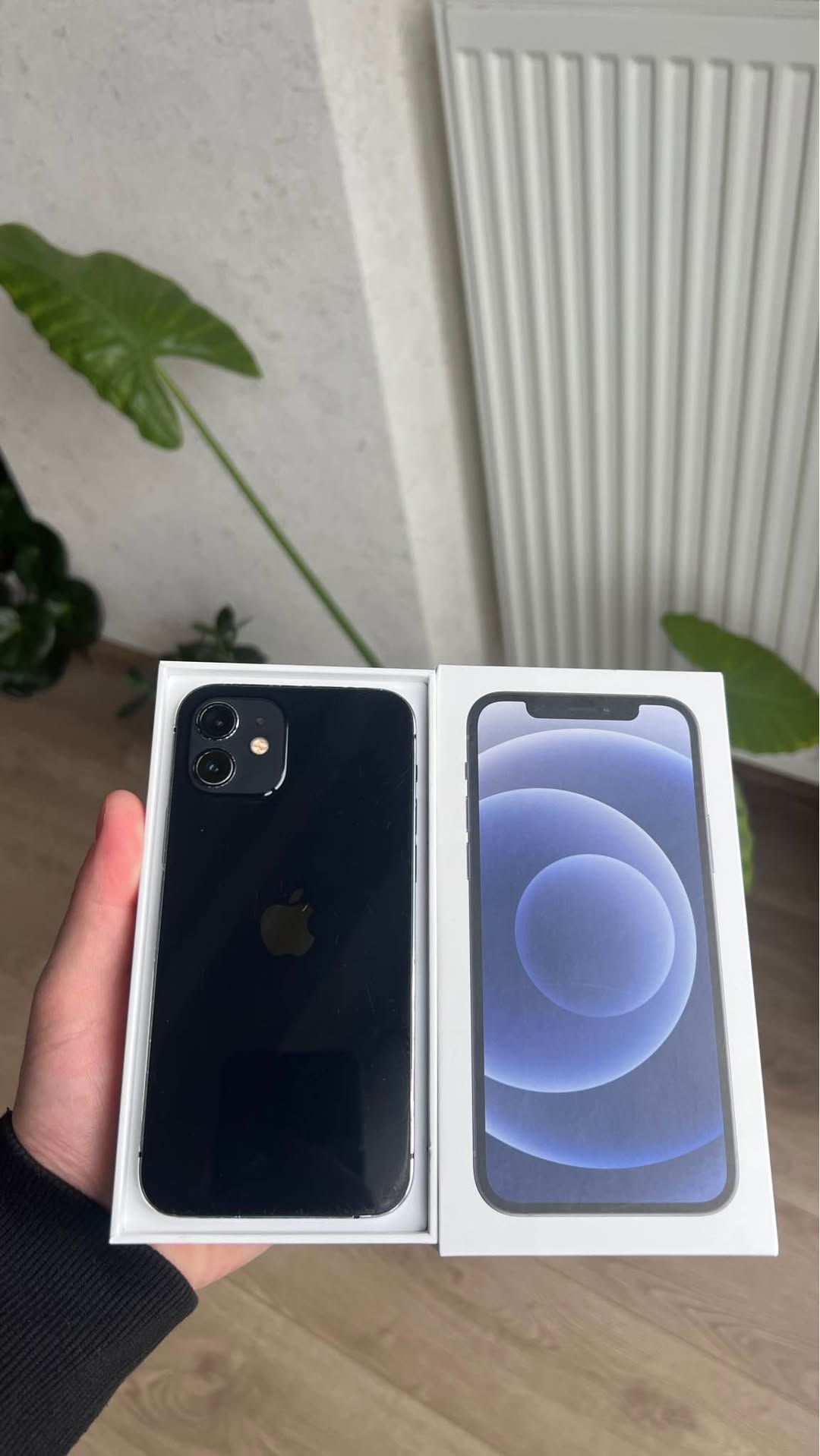iPhone 12 64GB, ბატარეა 73%