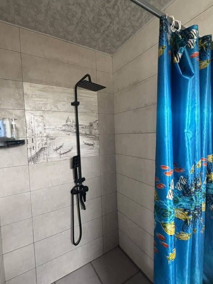 yenilenmiş, yeni mobilya ile, tüm komünal tesislerle donatılmış